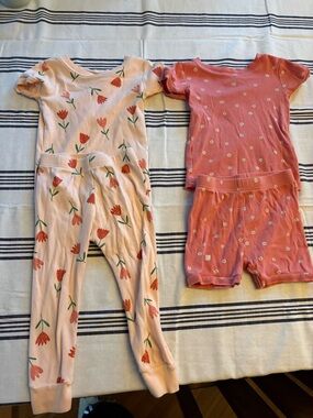 Old Navy floral girls pajama sets